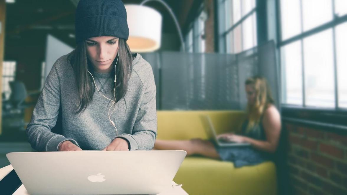 Sesión práctica de trabajo creativo empresarial